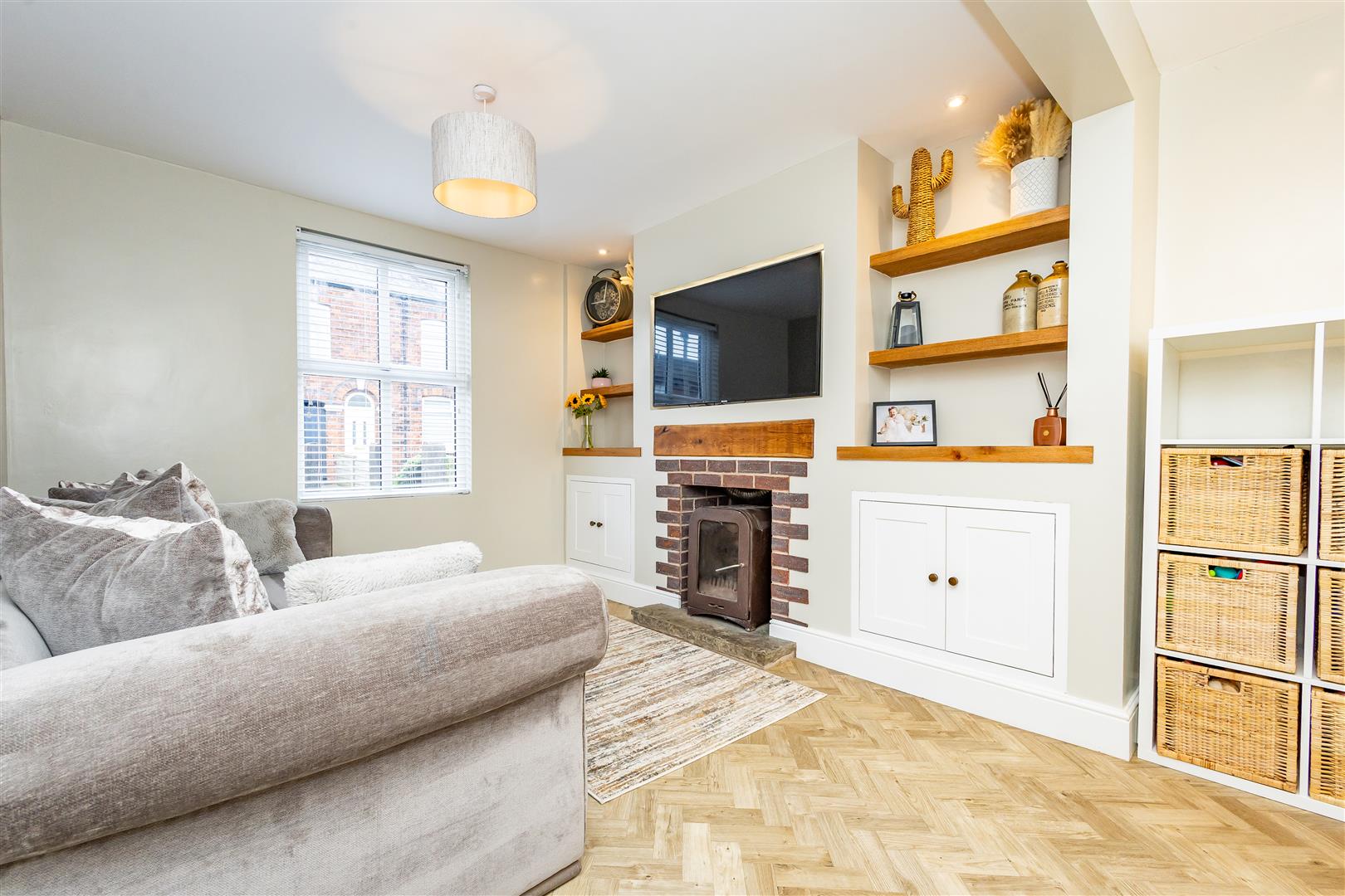 2 bed property in Station Road, Leyland